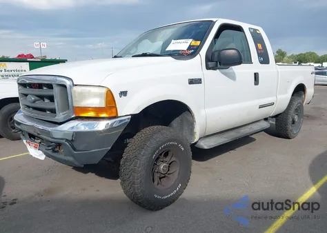 2000 Ford F-250 Lariat/Xl/Xlt from USA, damaged, VIN 3FTNX21L9YMA52984